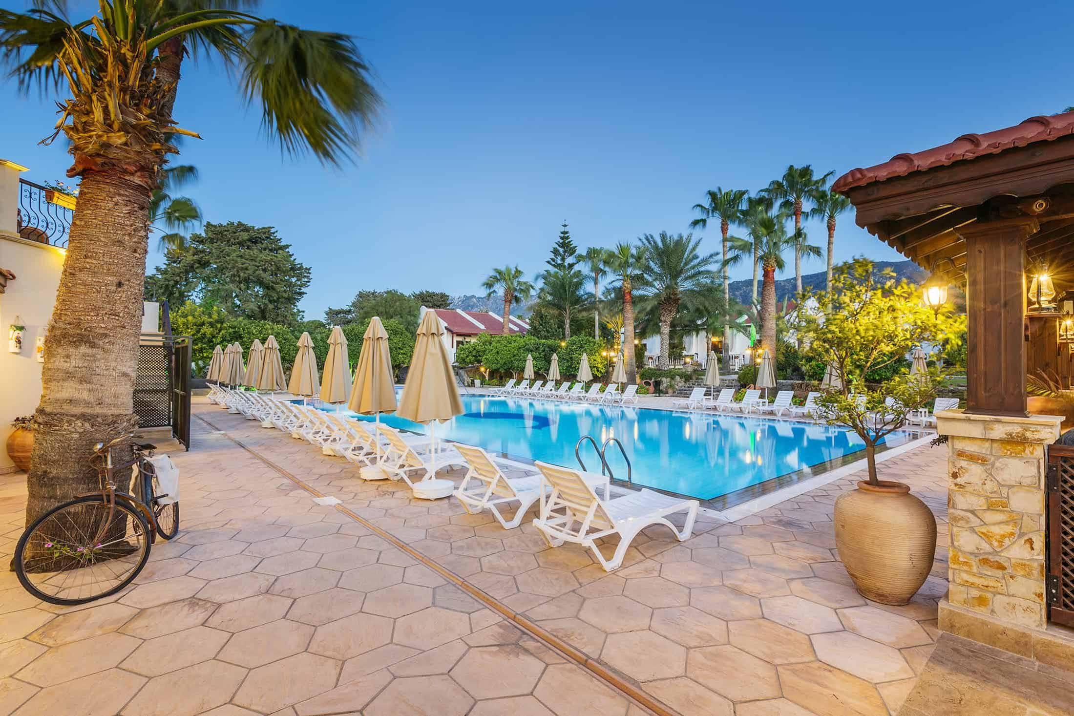 Almond Holiday Village & Hotel Karavas  Esterno foto